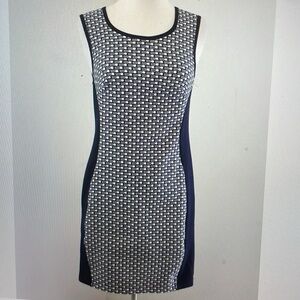 Bailey 44 navy and cream stretch sheath dress sz M